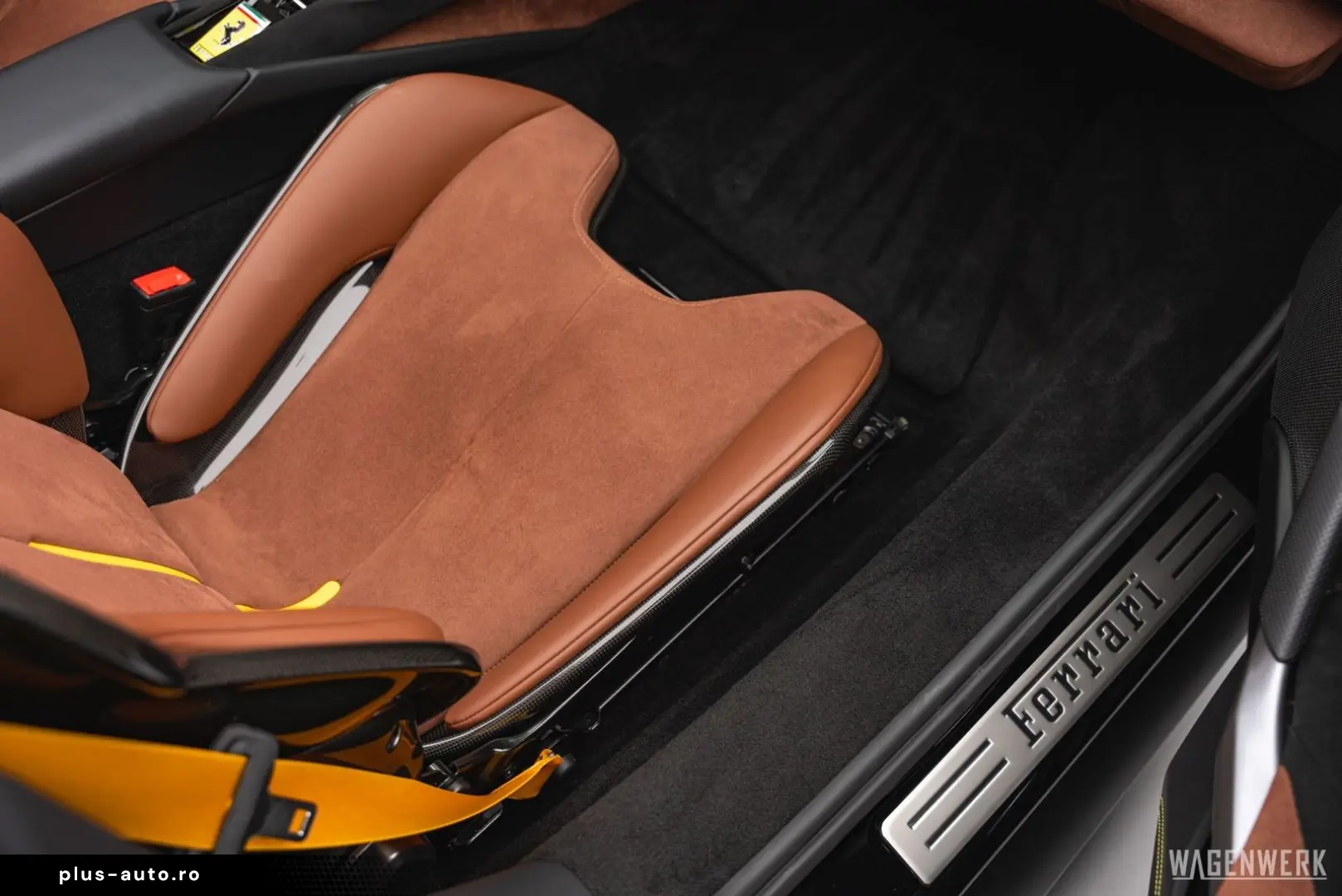 FERRARI 296 GTS Spider CAPRISTO RACINGSITZE LIFT CARBONL