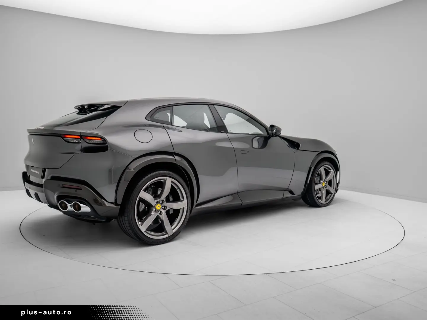 FERRARI Purosangue