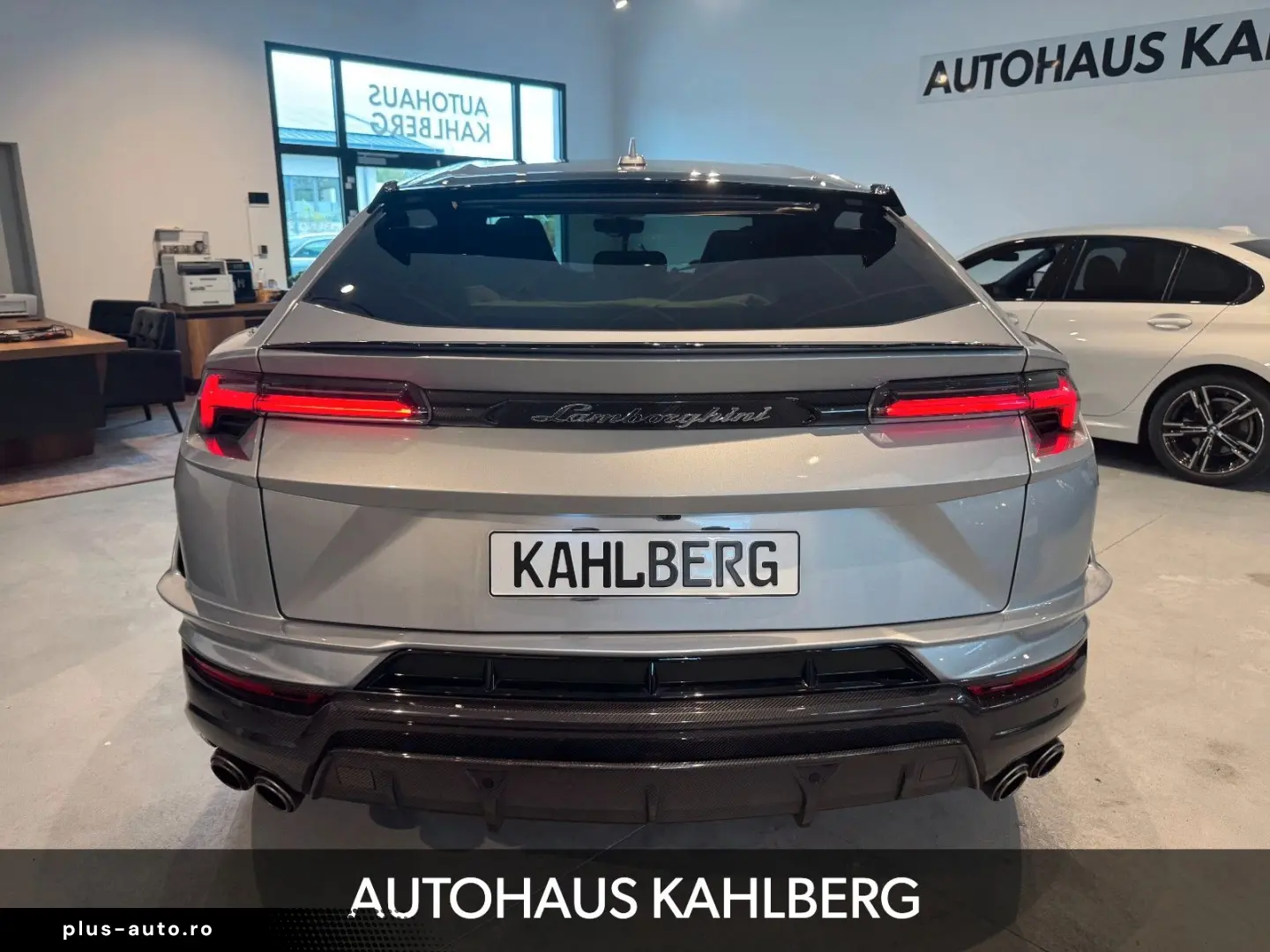 LAMBORGHINI Urus PERFORMANTE CARBON B&O AKRAPO.