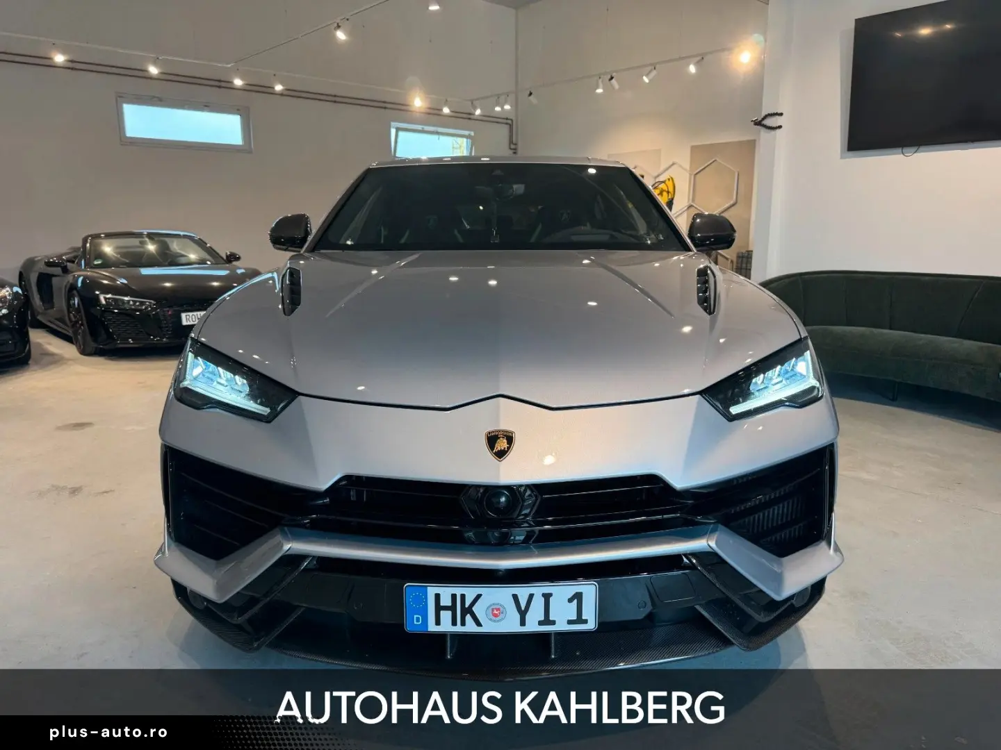 LAMBORGHINI Urus PERFORMANTE CARBON B&O AKRAPO.