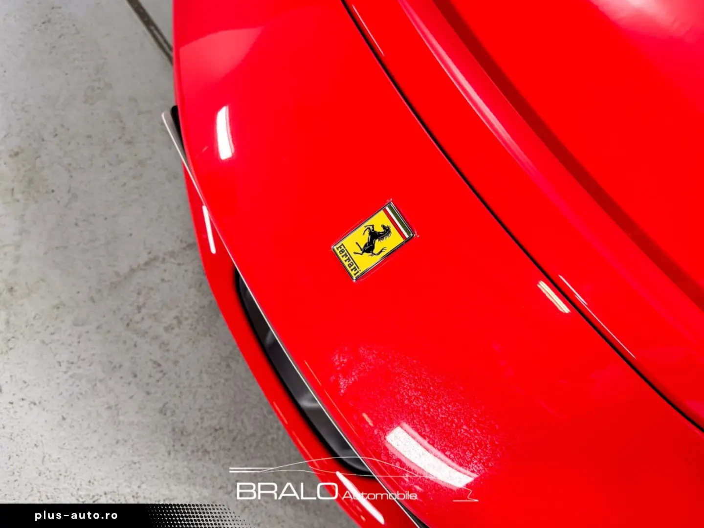 FERRARI SF90 Spider  Daytona Racing Seats  Lift