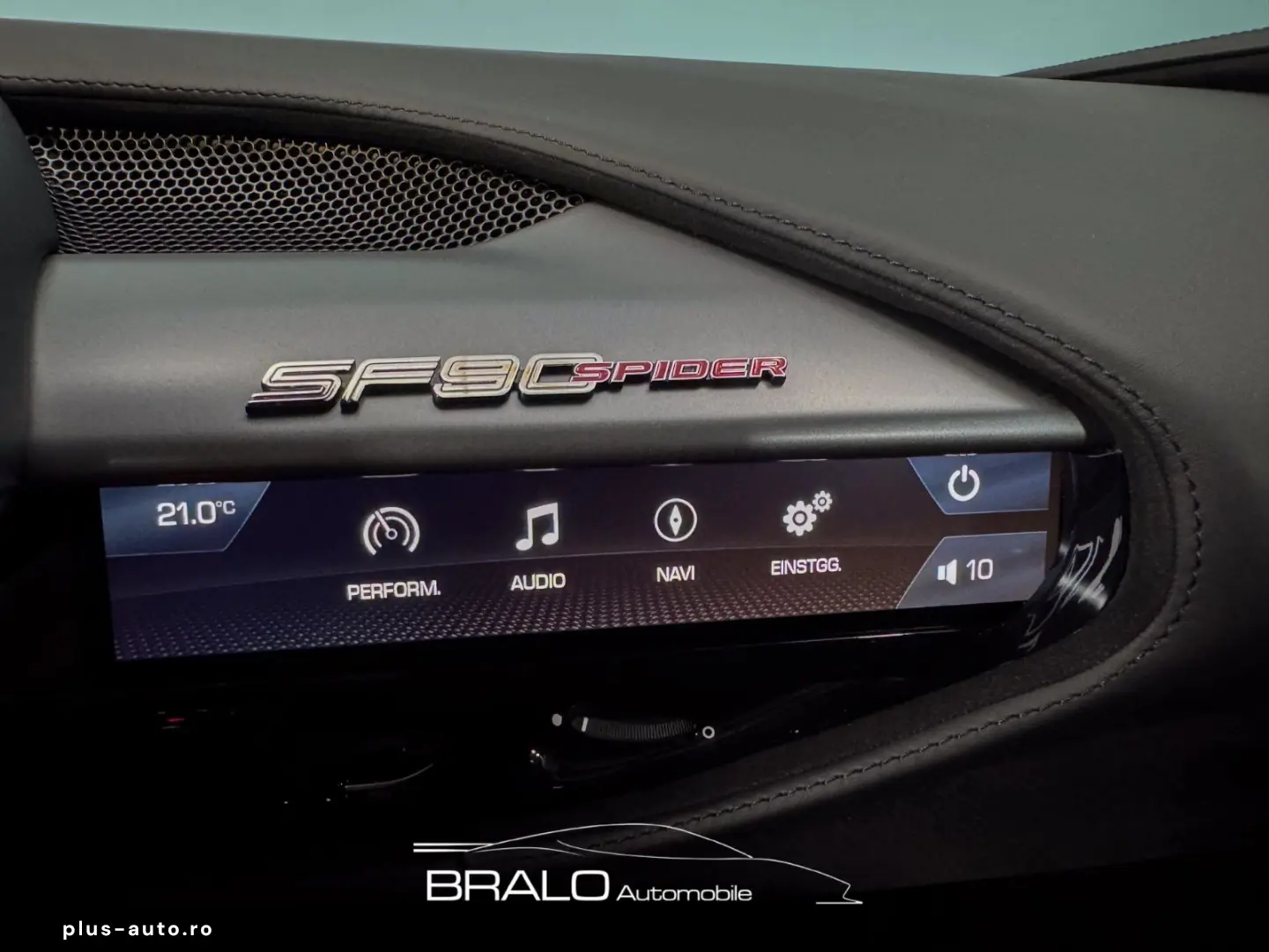 FERRARI SF90 Spider  Daytona Racing Seats  Lift
