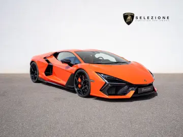 LAMBORGHINI Revuelto V12   FULL CARBON   PASSENGER-DISPLAY