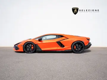 LAMBORGHINI Revuelto V12   FULL CARBON   PASSENGER-DISPLAY