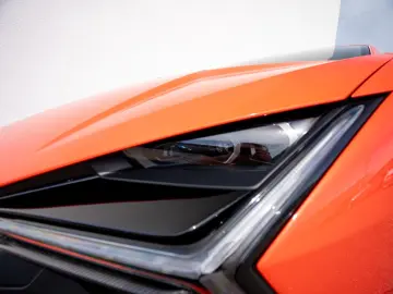 LAMBORGHINI Revuelto V12   FULL CARBON   PASSENGER-DISPLAY