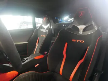 LAMBORGHINI Huracán STO LIFT Carbon Sport Seats Full