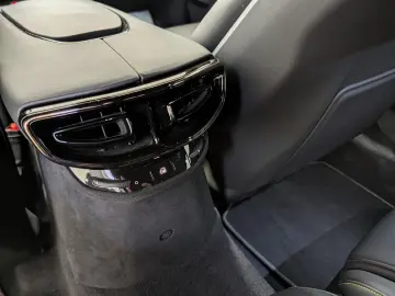 FERRARI Purosangue 6.5 V12 Matrix Lift 360  Massage