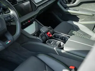 LAMBORGHINI Urus SE  23  Bang&Olufsen Panorama Massage