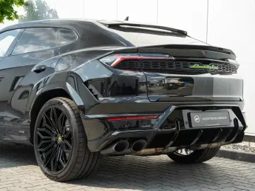LAMBORGHINI Urus SE  23  Bang&Olufsen Panorama Massage