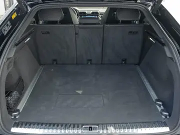 LAMBORGHINI Urus SE  23  Bang&Olufsen Panorama Massage