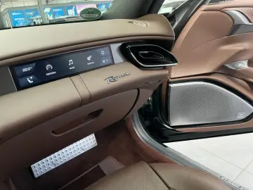 FERRARI Roma Verde Zeltweg  PASSENGER DISPLAY  JBL