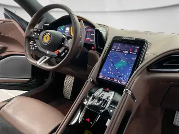 FERRARI Roma Verde Zeltweg  PASSENGER DISPLAY  JBL