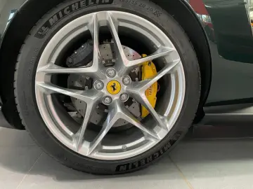 FERRARI Roma Verde Zeltweg  PASSENGER DISPLAY  JBL