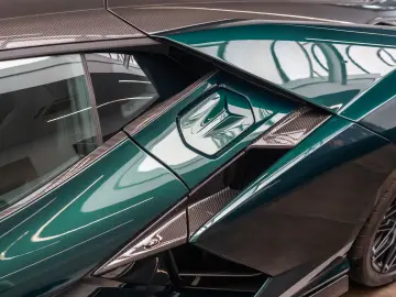 LAMBORGHINI Revuelto MY25 Verde Hydra Carbon ext. Comf.Seat