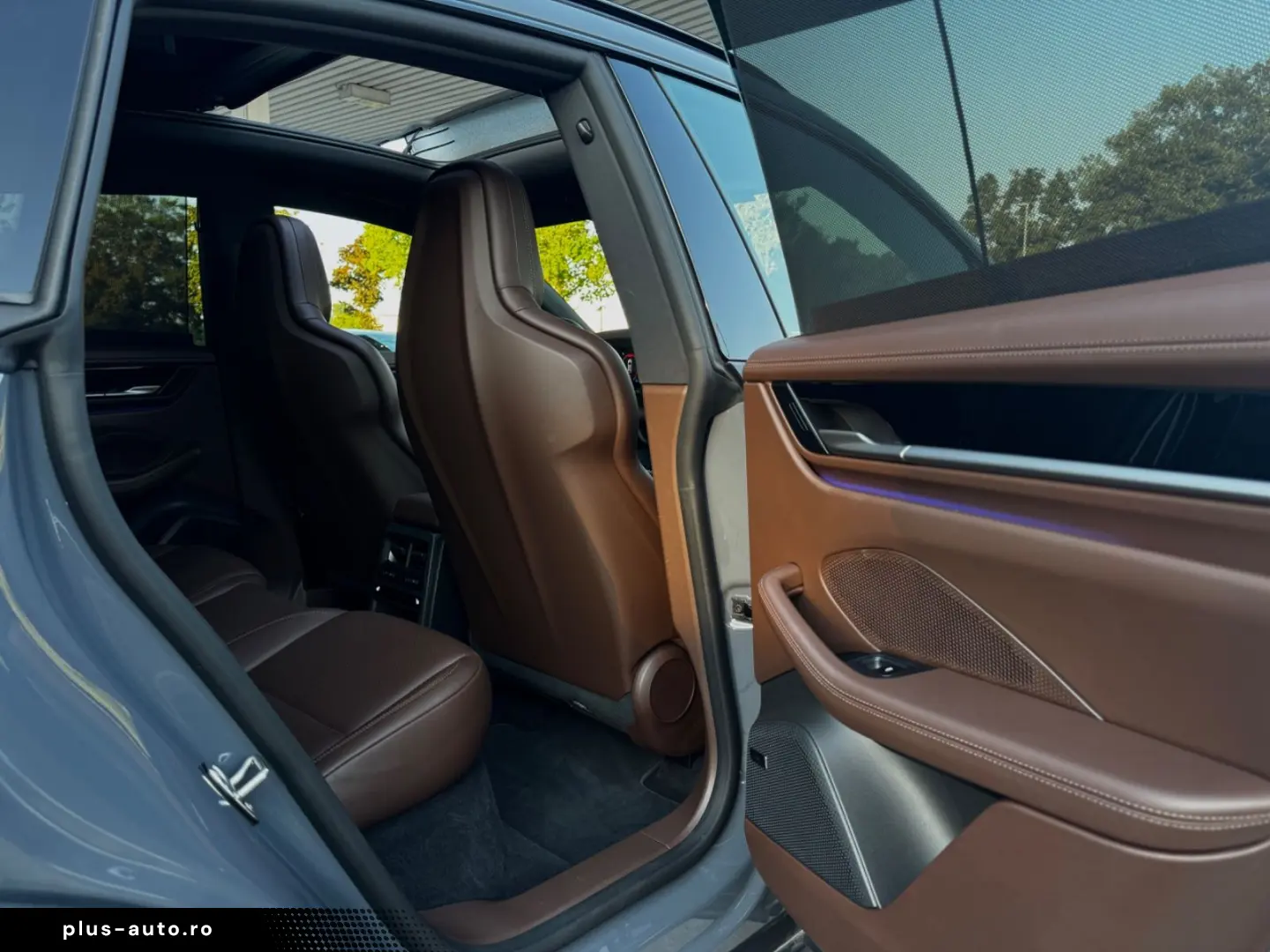 PORSCHE Macan Electric 4 S PANO CHRONO 360 BOSE AIR VOLL