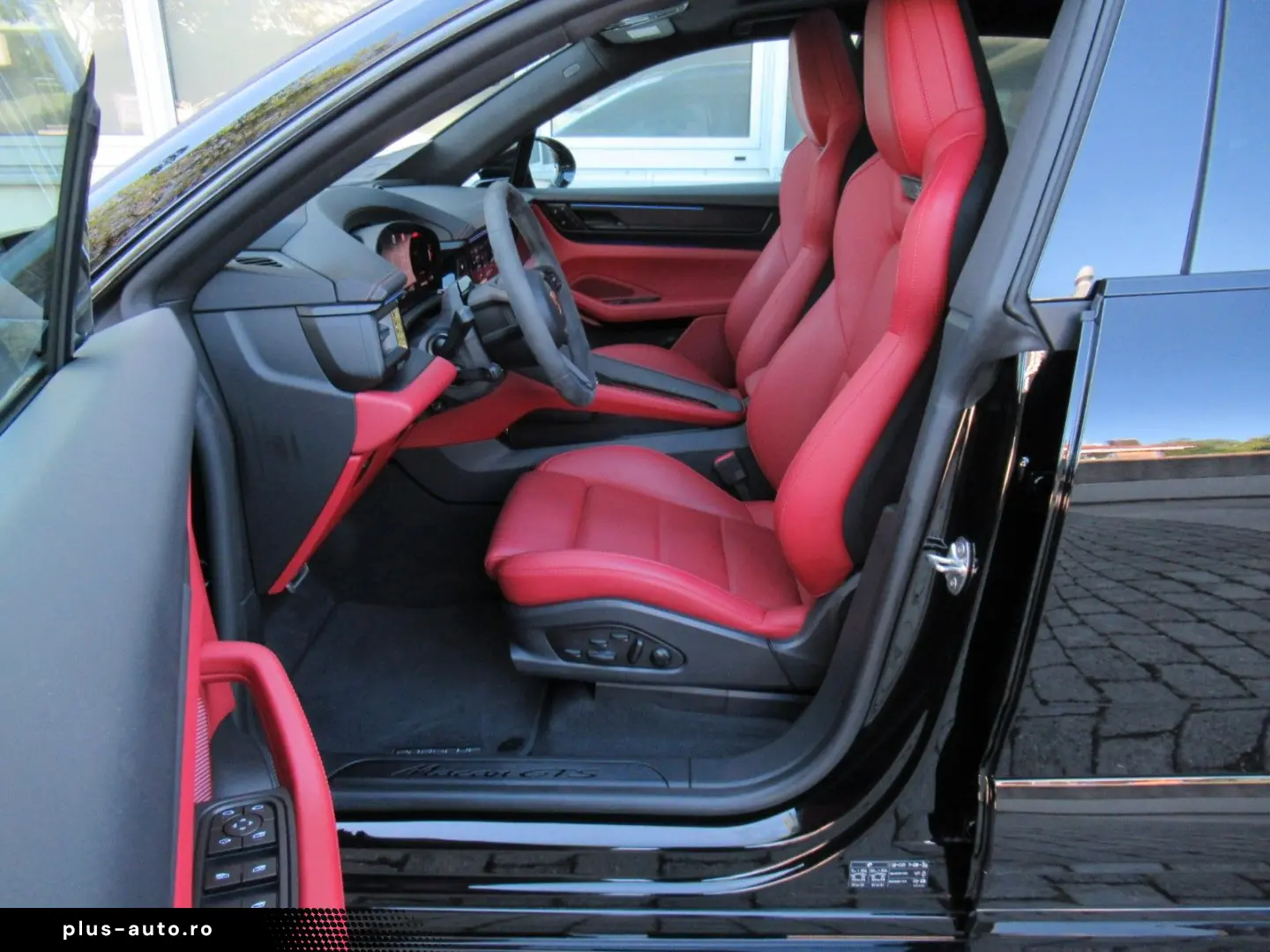 PORSCHE MACAN GTS HEAD-UP ROT ACC®18 BELÜ 360 KEY RSE 21