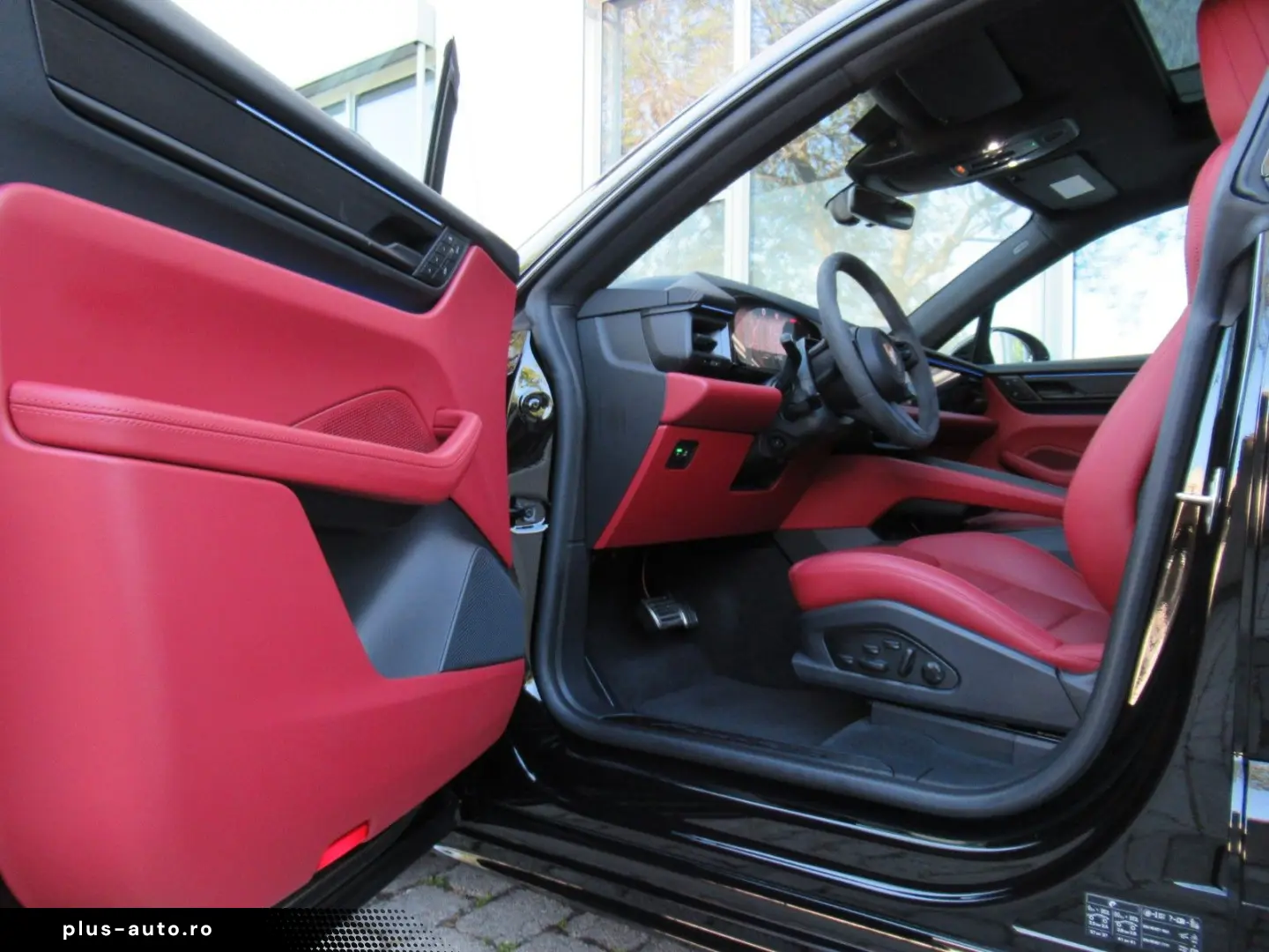 PORSCHE MACAN GTS HEAD-UP ROT ACC®18 BELÜ 360 KEY RSE 21