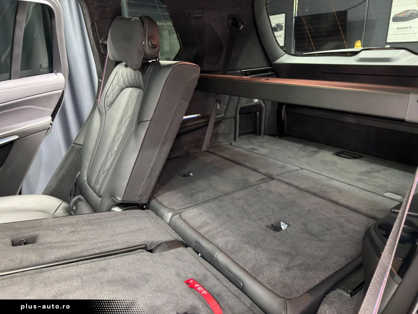 BMW X7 xDrive 40d M SPORT PRO LUFT PANO 7-SITZER AHK