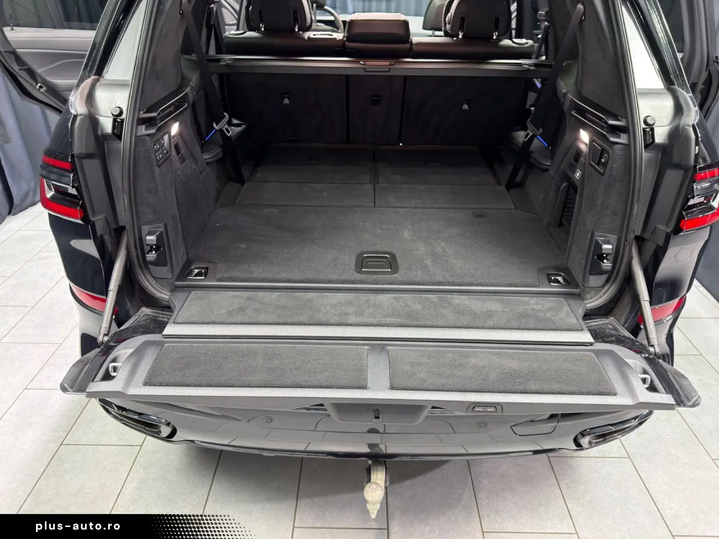 BMW X7 xDrive 40d M SPORT PRO LUFT PANO 7-SITZER AHK