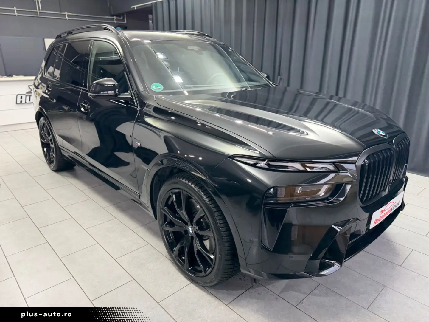 BMW X7 xDrive 40d M SPORT PRO LUFT PANO 7-SITZER AHK