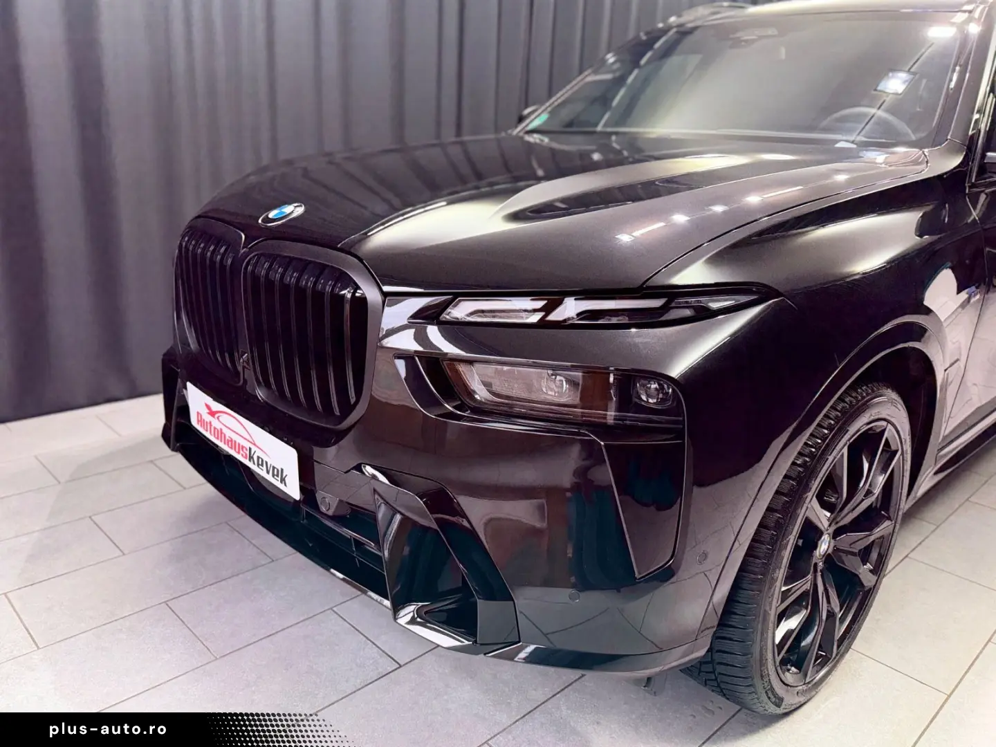 BMW X7 xDrive 40d M SPORT PRO LUFT PANO 7-SITZER AHK
