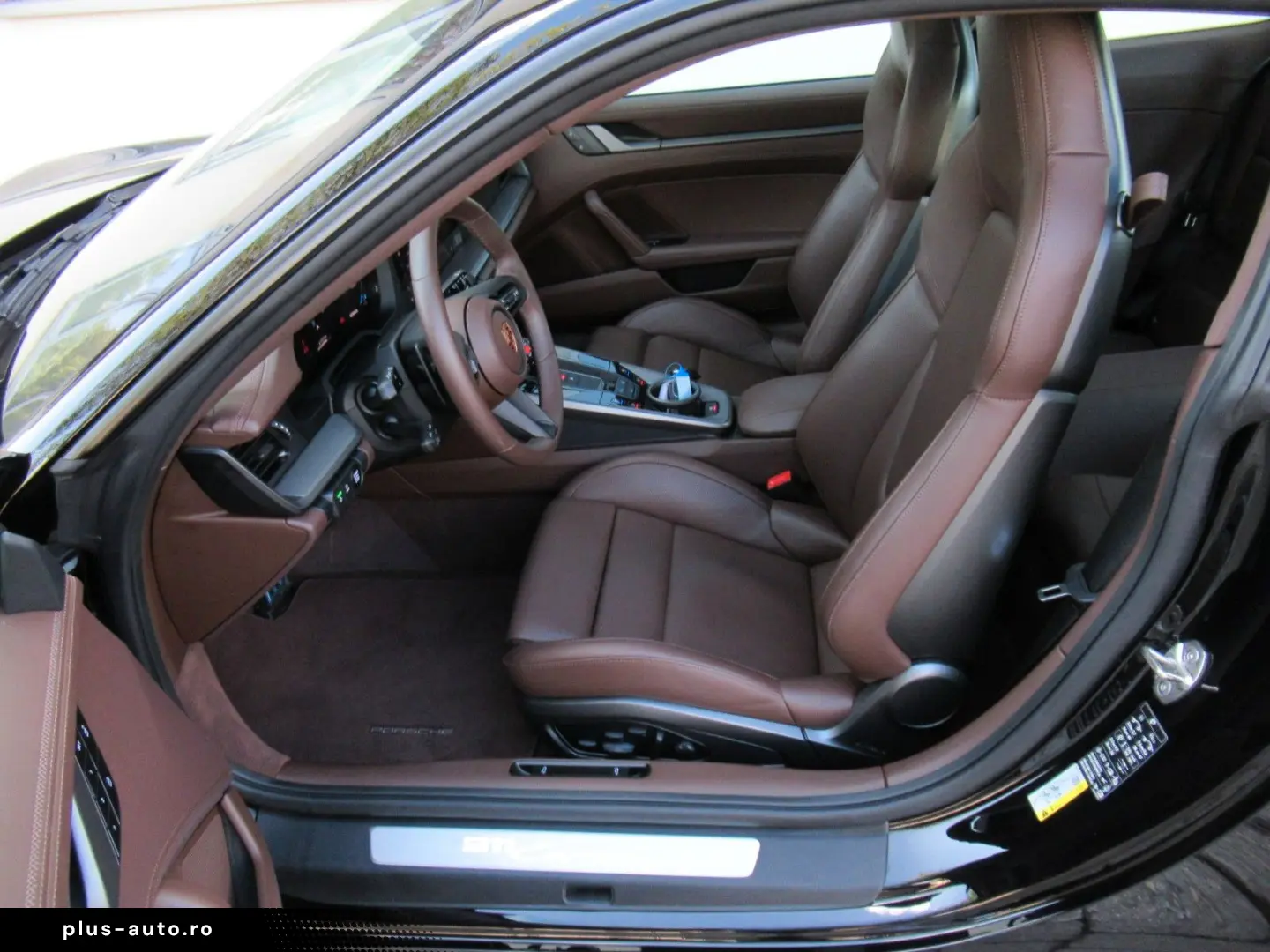 PORSCHE 992 COUPE EXCL CLUBLEDER HD  ABGAS 18W BELÜFT 21