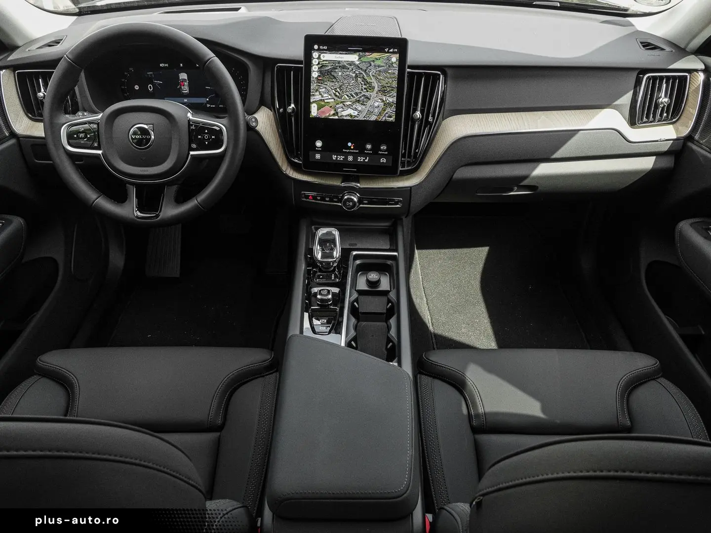 VOLVO XC60 Plus Dark AWD B5 Benzin EU6e Licht-  Lagom-