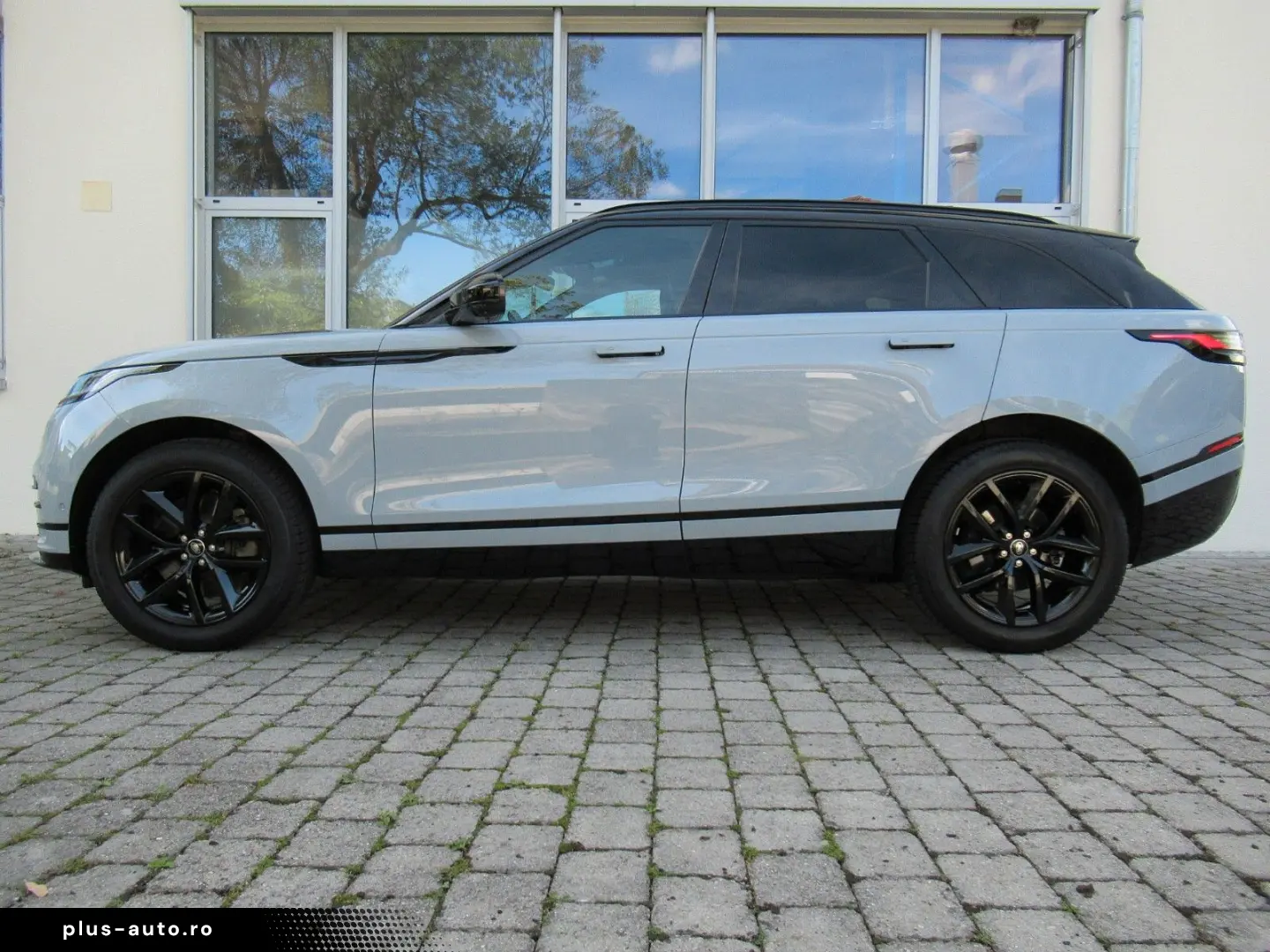 LAND ROVER NEW D300 DYN SE HEAD-UP BLACK PANO 3D eAHK NP101