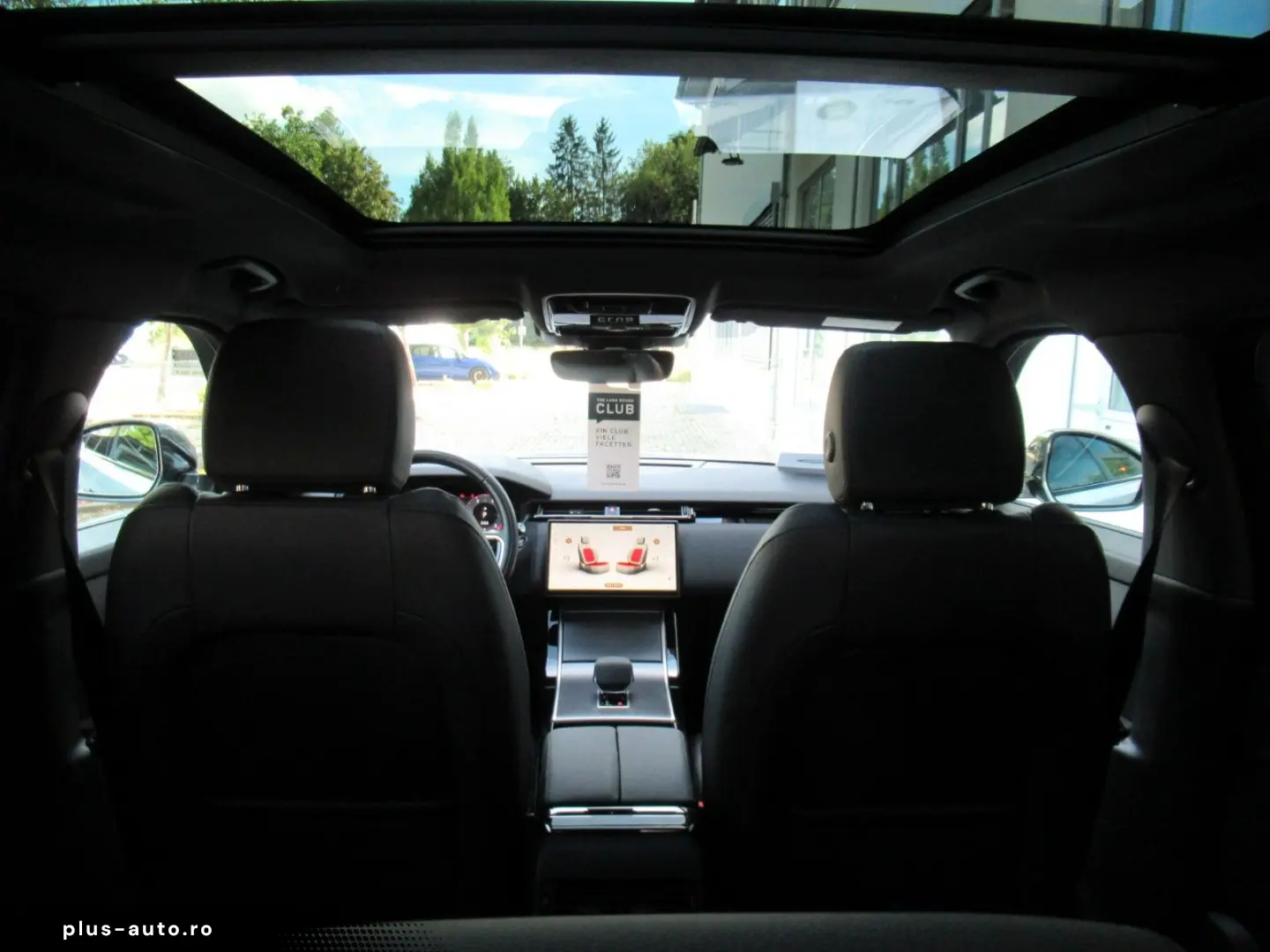 LAND ROVER NEW D300 DYN SE HEAD-UP BLACK PANO 3D eAHK NP101
