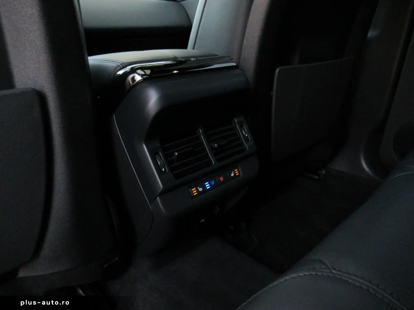 LAND ROVER NEW D200 HSE LUXURY DYN BELÜFT PANO ACC®11 4 20`