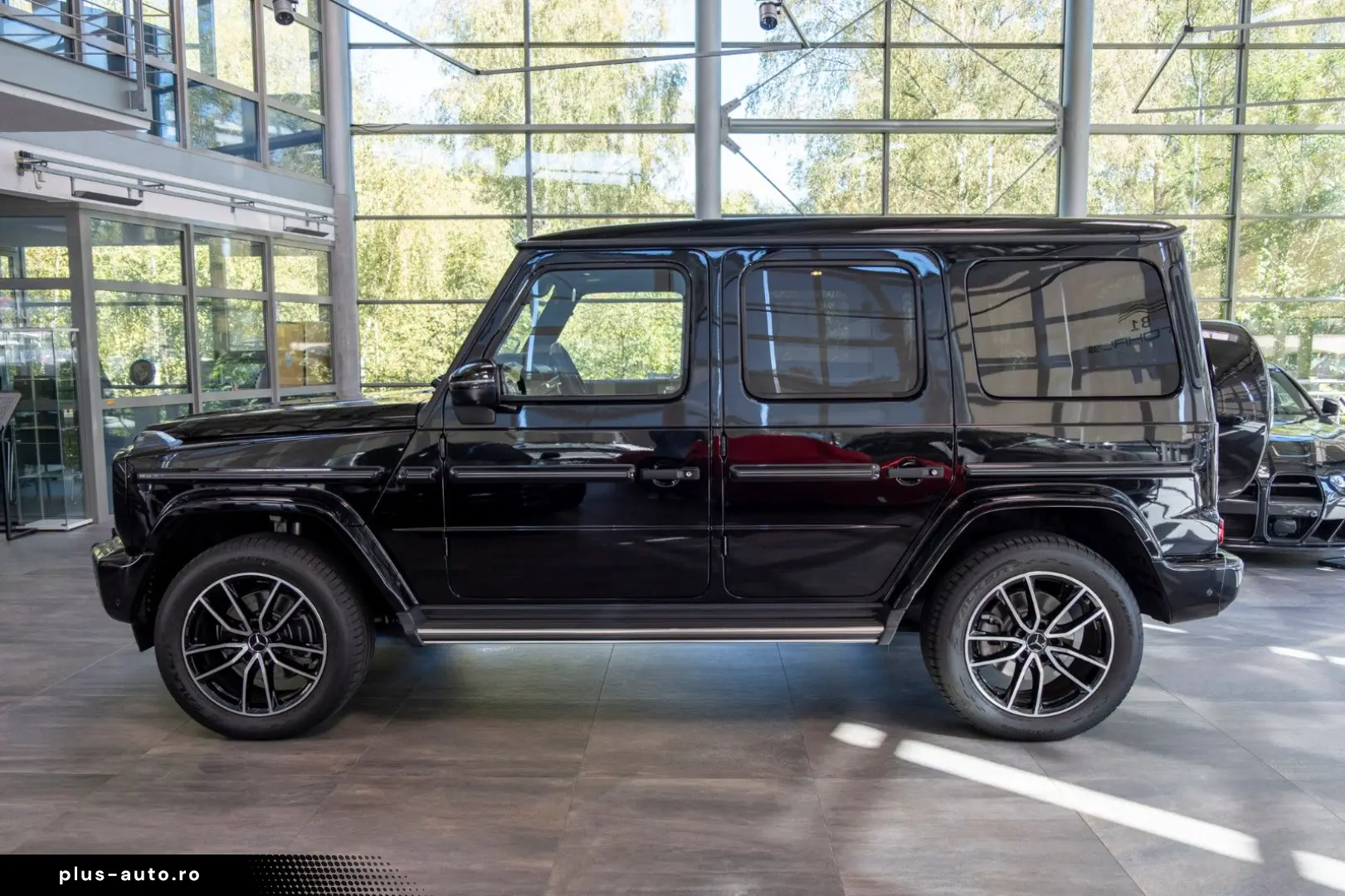 MERCEDES-BENZ G 450 AMG CARBON STHZ BI-COLOR AHK