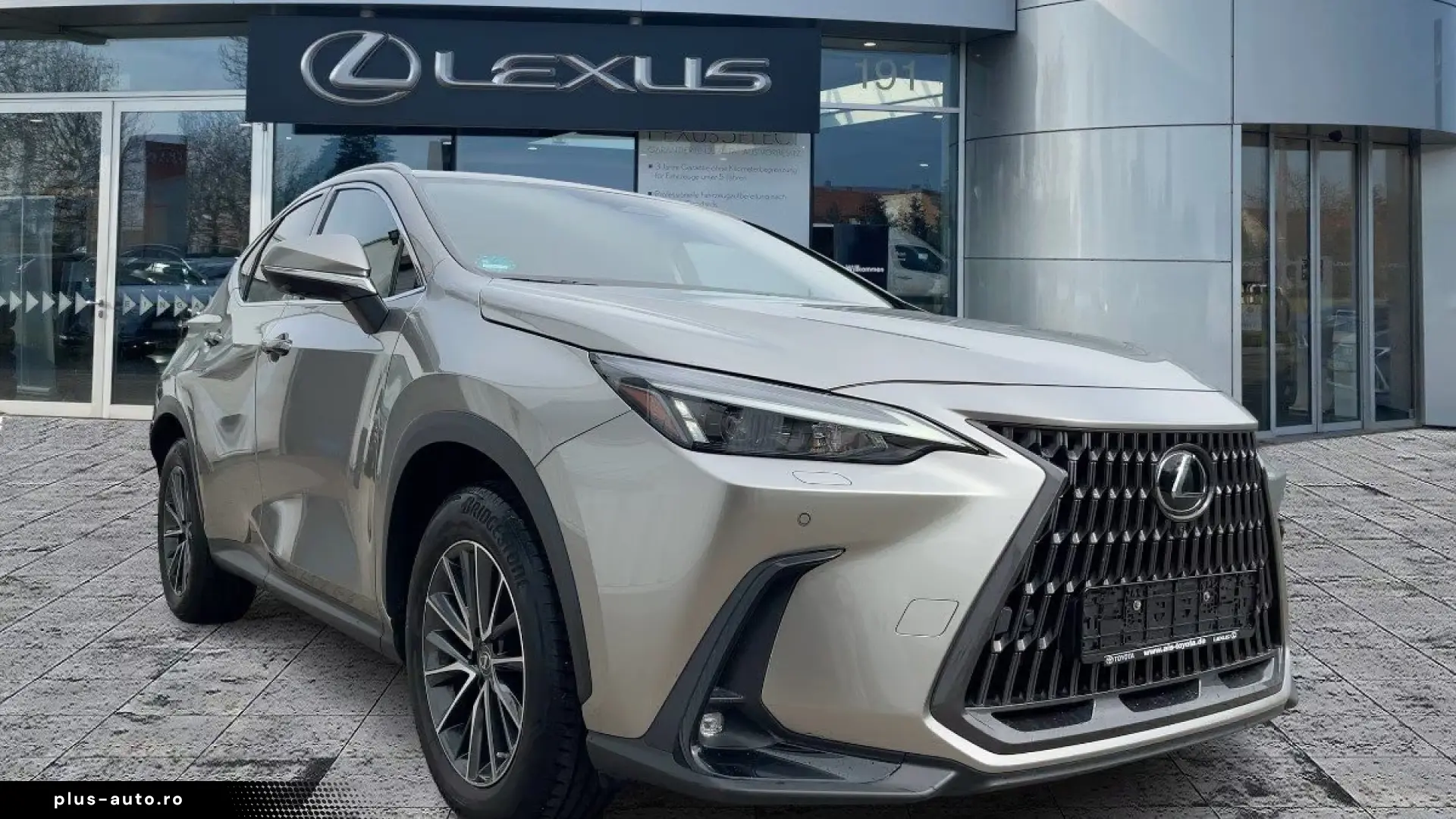 Lexus NX 350h Executive Line AHK HUD SeatMemory Navi