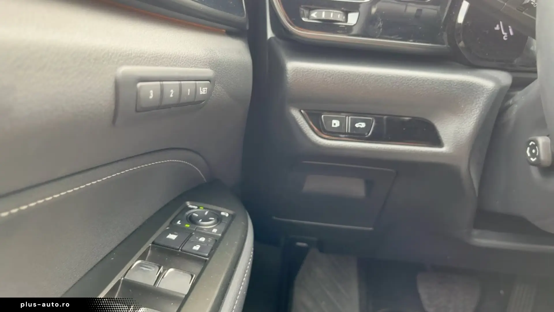 Lexus NX 350h Executive Line AHK HUD SeatMemory Navi