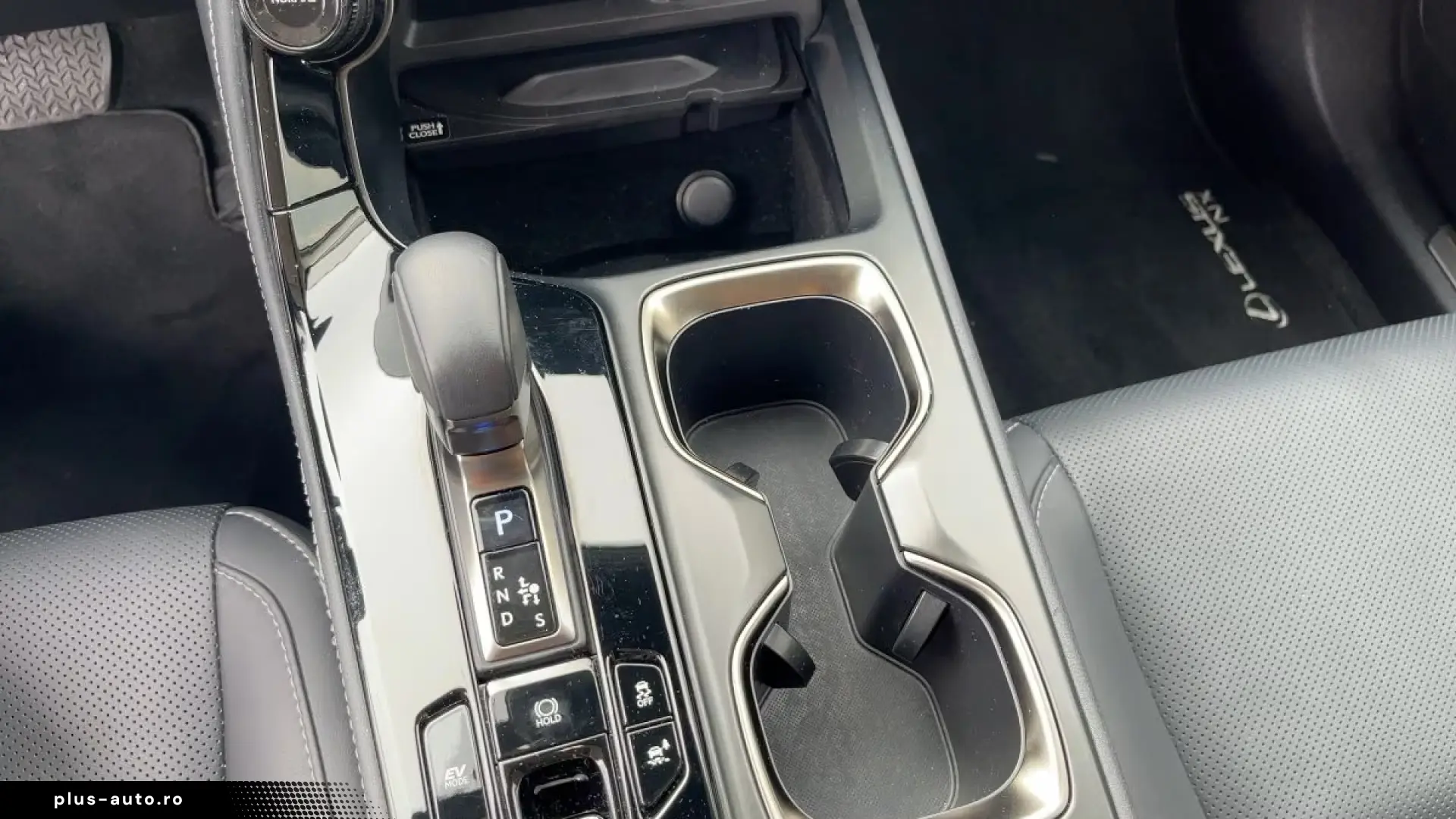 Lexus NX 350h Executive Line AHK HUD SeatMemory Navi