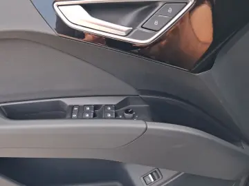 AUDI Q4 e-tron Sportback 35 KLIMA