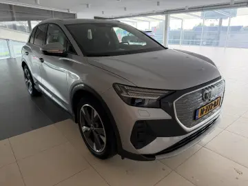 AUDI Q4 e-tron 35 55 Launch edition Advanced Plus