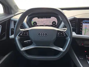 AUDI Q4 e-tron 35 Navi LED PDC Virtual Audi Connect
