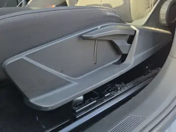 AUDI Q4 e-tron 35 Navi LED PDC Virtual Audi Connect