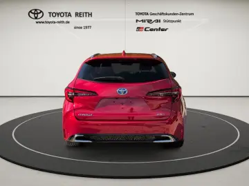 TOYOTA Corolla TS 2 0 l Hybrid Teamplayer Navi LED ACC