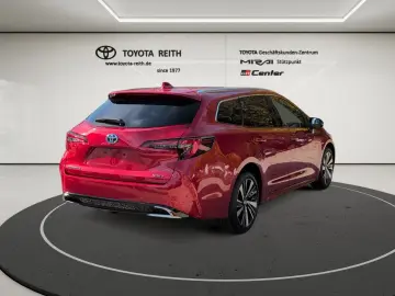 TOYOTA Corolla TS 2 0 l Hybrid Teamplayer Navi LED ACC