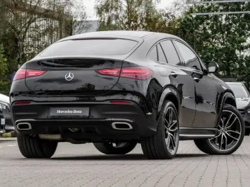 MERCEDES-BENZ GLE 450 d 4M Cp AMG-Sport Pano AHK Sit…