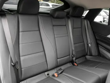 MERCEDES-BENZ GLE 450 d 4M Cp AMG-Sport Pano AHK Sit…