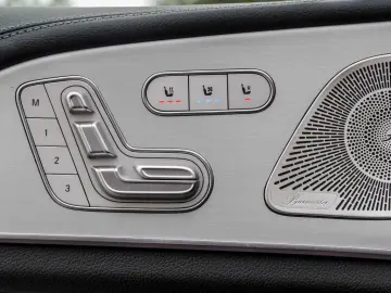 MERCEDES-BENZ GLE 450 d 4M Cp AMG-Sport Pano AHK Sit…