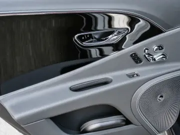 BENTLEY Flying Spur Speed Rear Entertainment  Dark Chrom