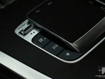 MERCEDES-BENZ G 450d AMG Line Exclusive Night Burmester