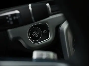 MERCEDES-BENZ G 450d AMG Line Exclusive Night Burmester