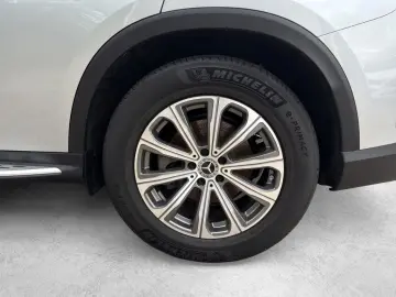 MERCEDES-BENZ GLC 200 4M Coupé Avantgarde  AHK Navi LED 360