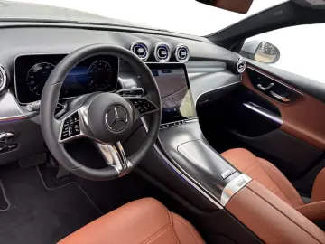 MERCEDES-BENZ GLC 200 4M Coupé Avantgarde  AHK Navi LED 360