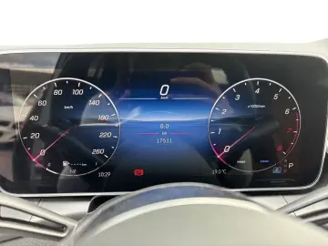 MERCEDES-BENZ GLC 200 4M Coupé Avantgarde  AHK Navi LED 360