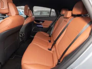 MERCEDES-BENZ GLC 200 4M Coupé Avantgarde  AHK Navi LED 360